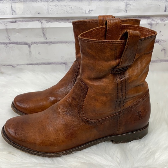 Frye Shoes - Frye Boots